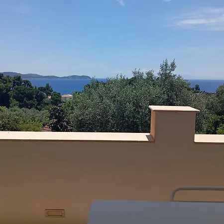 아파트 Stamoulis Garden House *